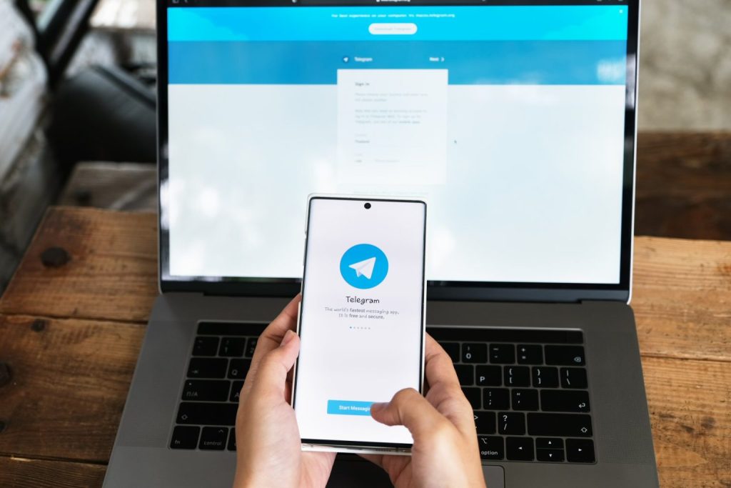 拯救 Telegram 下载慢：从入门到精通的提速技巧